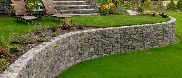 Curved Retaining Wall Curved-Retaining-Wall